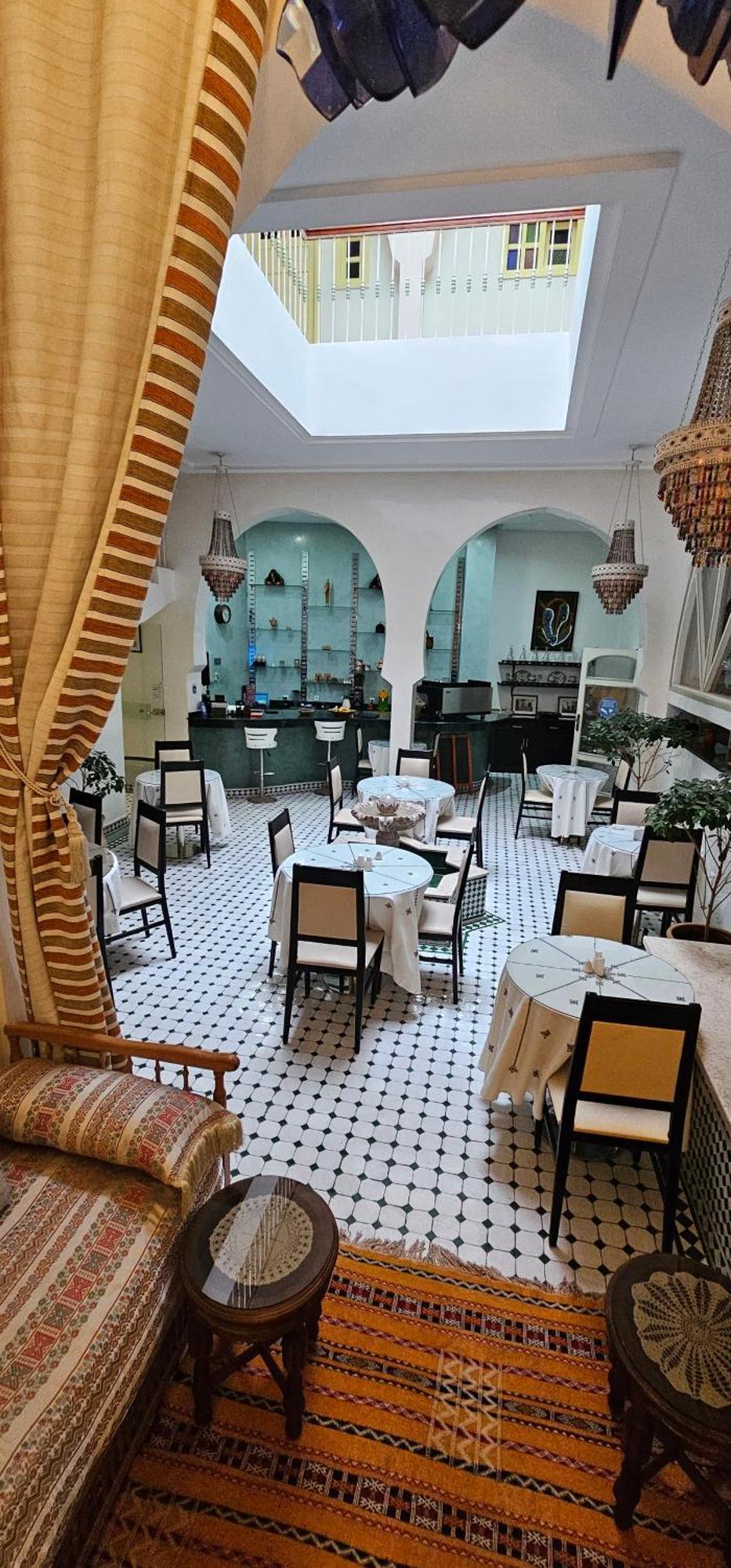 91 Riad 3*